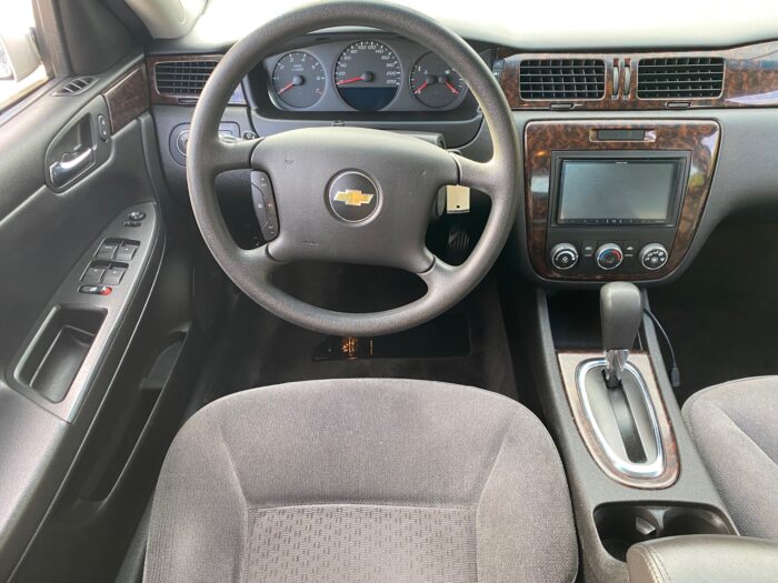 2012 CHEVROLET IMPALA LS - Image 12