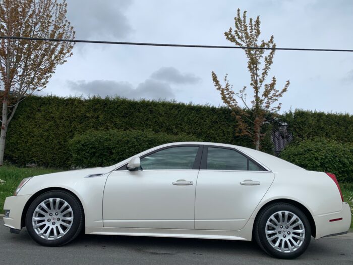 2010 Cadillac CTS Sedan - Image 2