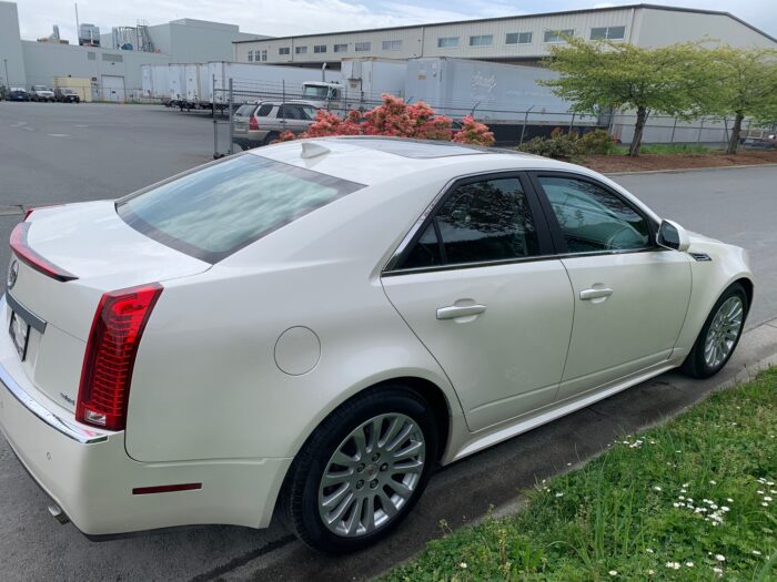 2010 Cadillac CTS Sedan - Image 9