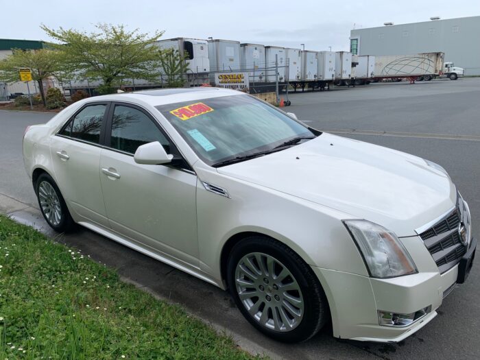 2010 Cadillac CTS Sedan - Image 10