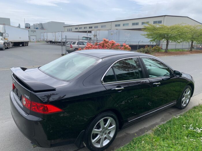 2005 Acura TSX - Image 11
