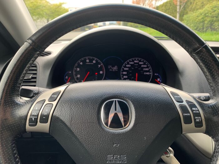 2005 Acura TSX - Image 10
