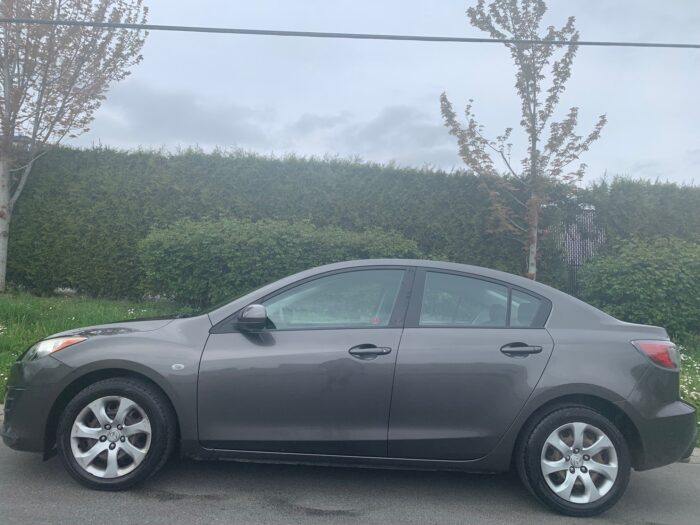 2010 Mazda 3 - Image 2