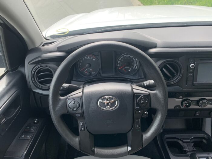 2018 Toyota Tacoma - Image 7
