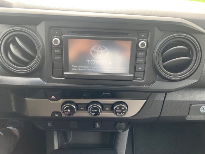 2018 Toyota Tacoma - Image 8